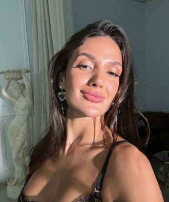 Горячая брюнетка с неугомонным аппетитом ждет достойного джентльмена для похотливых игр. Я знаю, как доставить удовольствие и сделать встречу незабываемой. Все конфиденциально! 33, 23 года